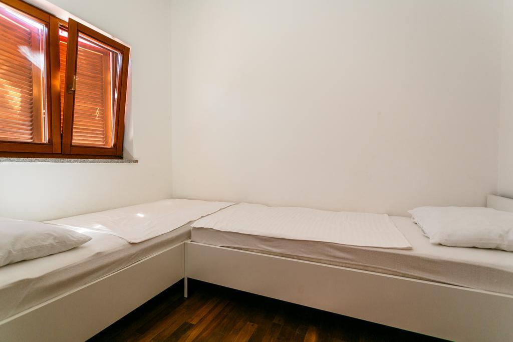 Apartments Josip Pinezići Pokój zdjęcie