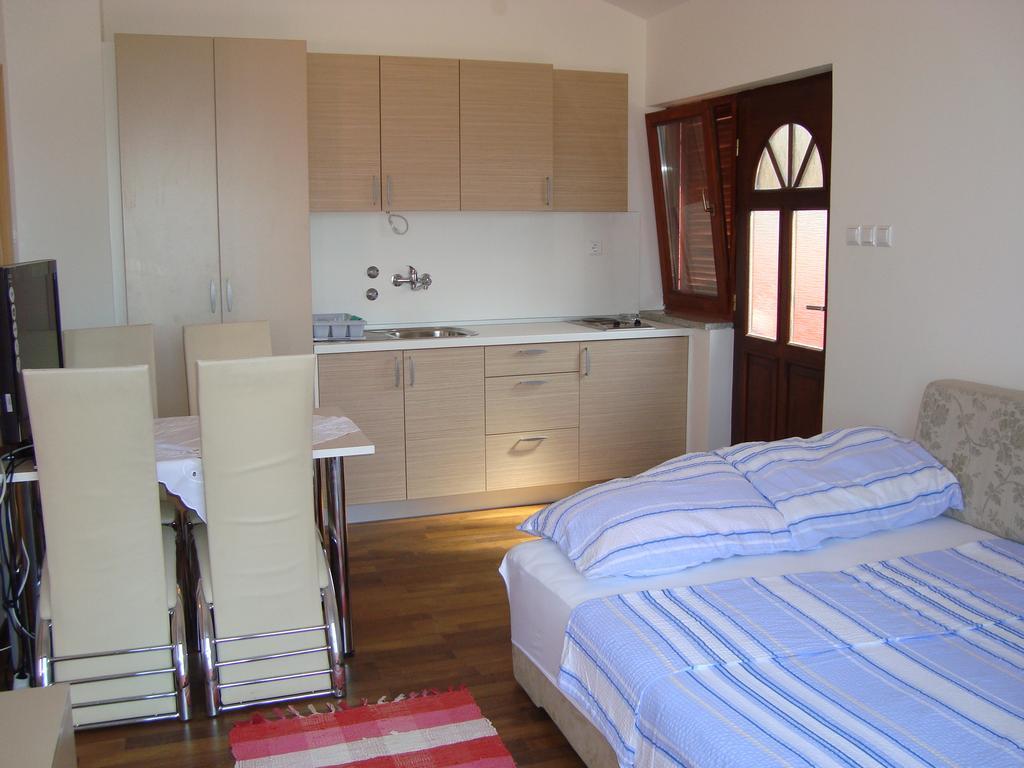 Apartments Josip Pinezići Zewnętrze zdjęcie